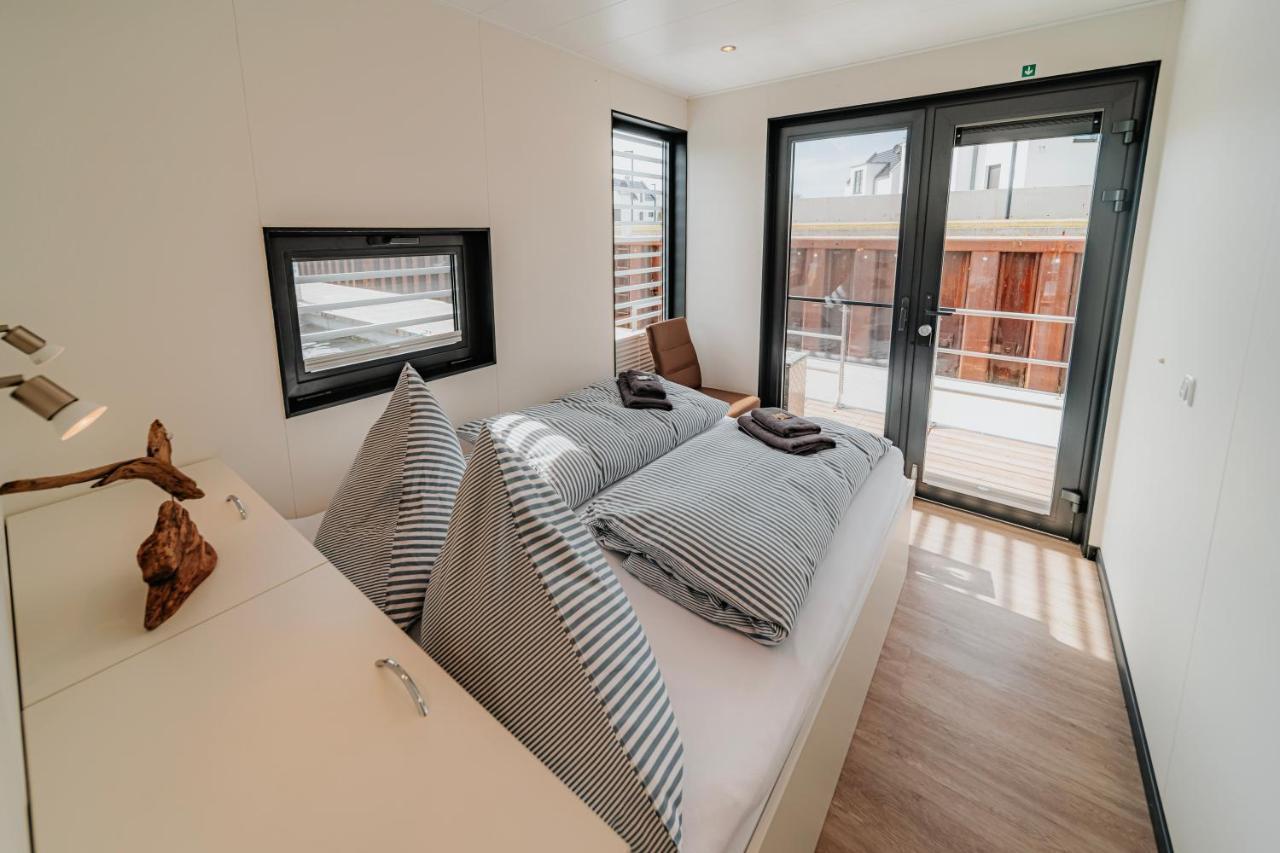 Schwimmendes Ferienhaus "Trinity" Ihr Seahome Auf Der Ostsee Peenemünde Esterno foto